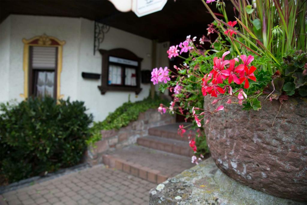 Traditionsgasthof Zum Luedertal Bimbach Exterior photo